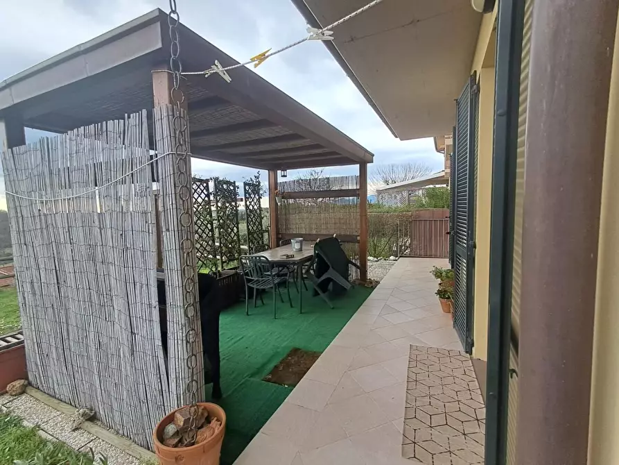 Immagine 22 di Villetta a schiera in vendita  a Capannoli