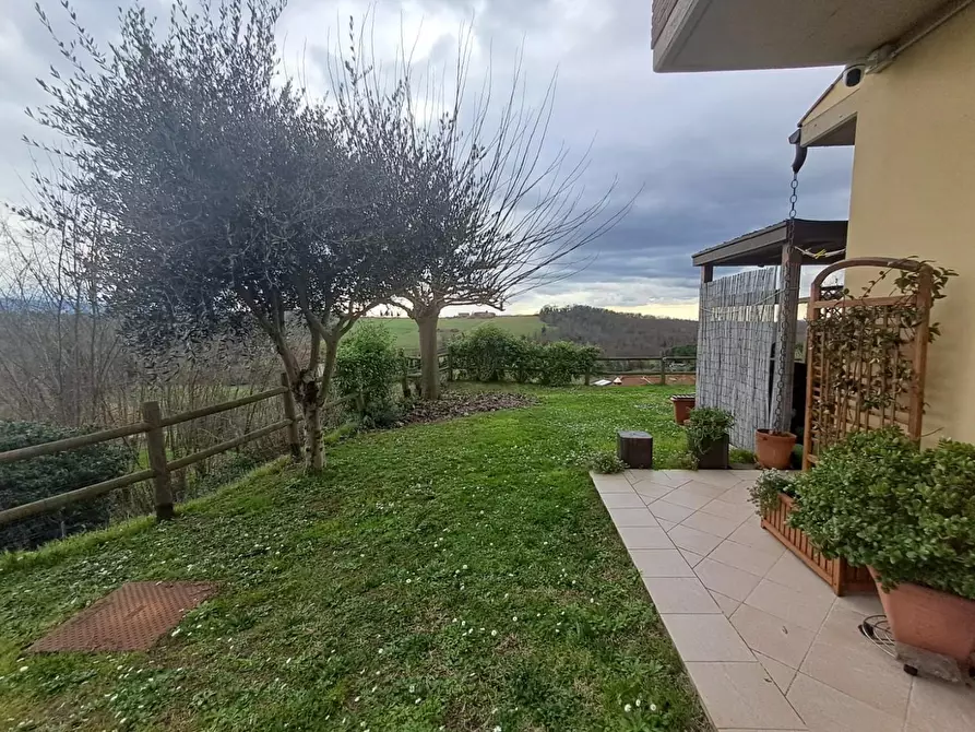 Immagine 24 di Villetta a schiera in vendita  a Capannoli