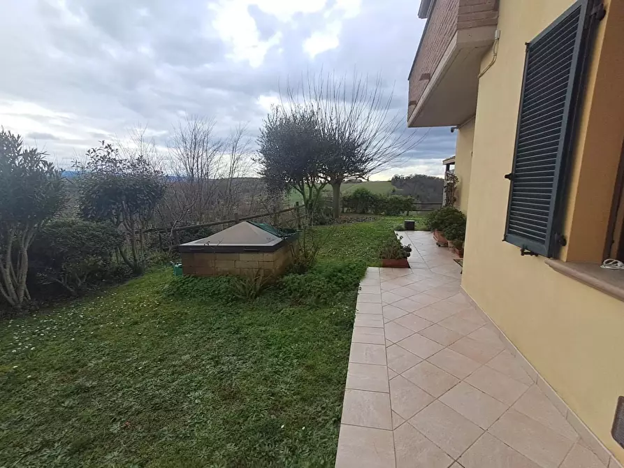 Immagine 23 di Villetta a schiera in vendita  a Capannoli