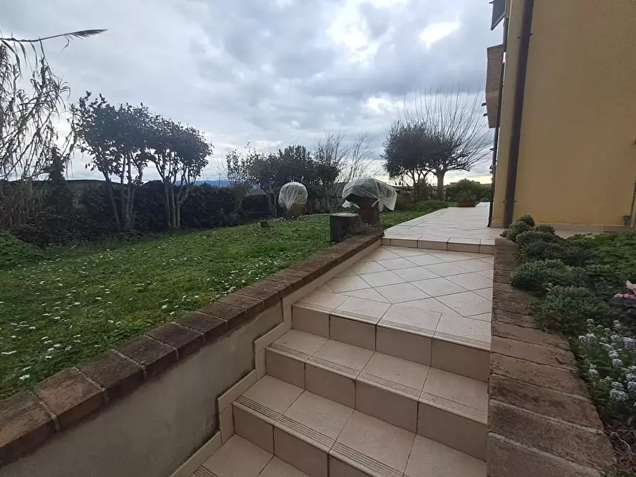 Immagine 21 di Villetta a schiera in vendita  a Capannoli