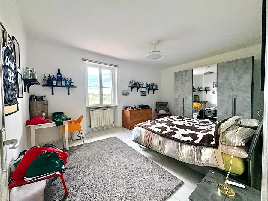 Immagine 11 di Terratetto in vendita  a Vecchiano