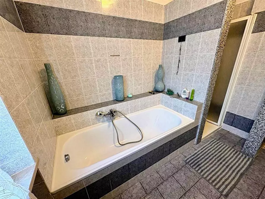 Immagine 18 di Terratetto in vendita  a Vecchiano