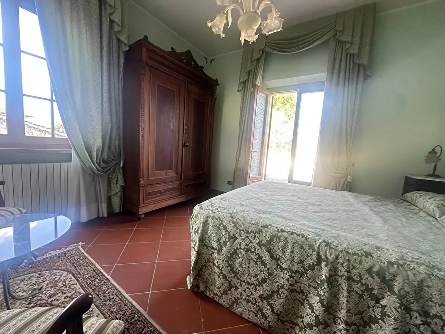 Immagine 22 di Villa in vendita  a Larciano