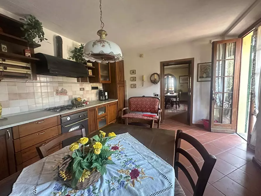 Immagine 20 di Villa in vendita  a Larciano