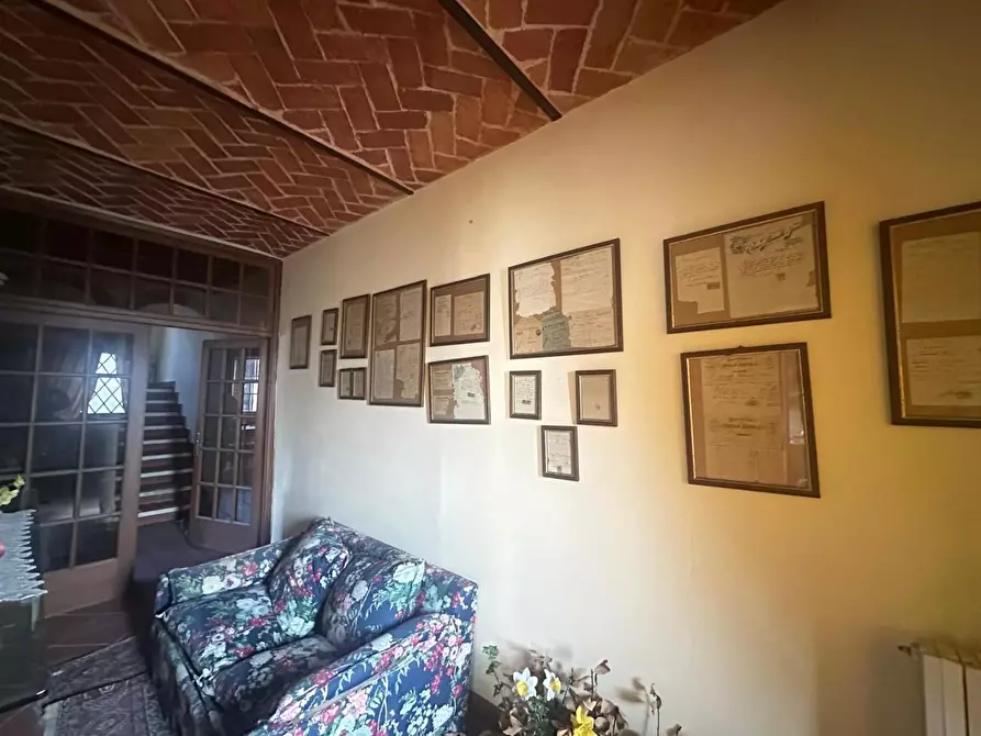 Immagine 8 di Villa in vendita  a Larciano