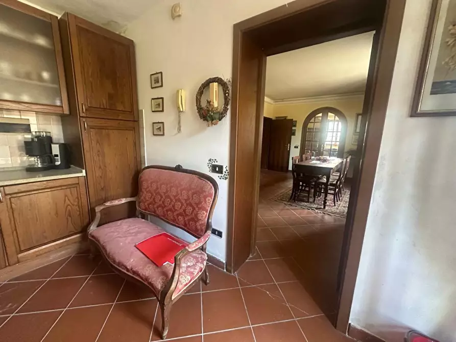 Immagine 13 di Villa in vendita  a Larciano