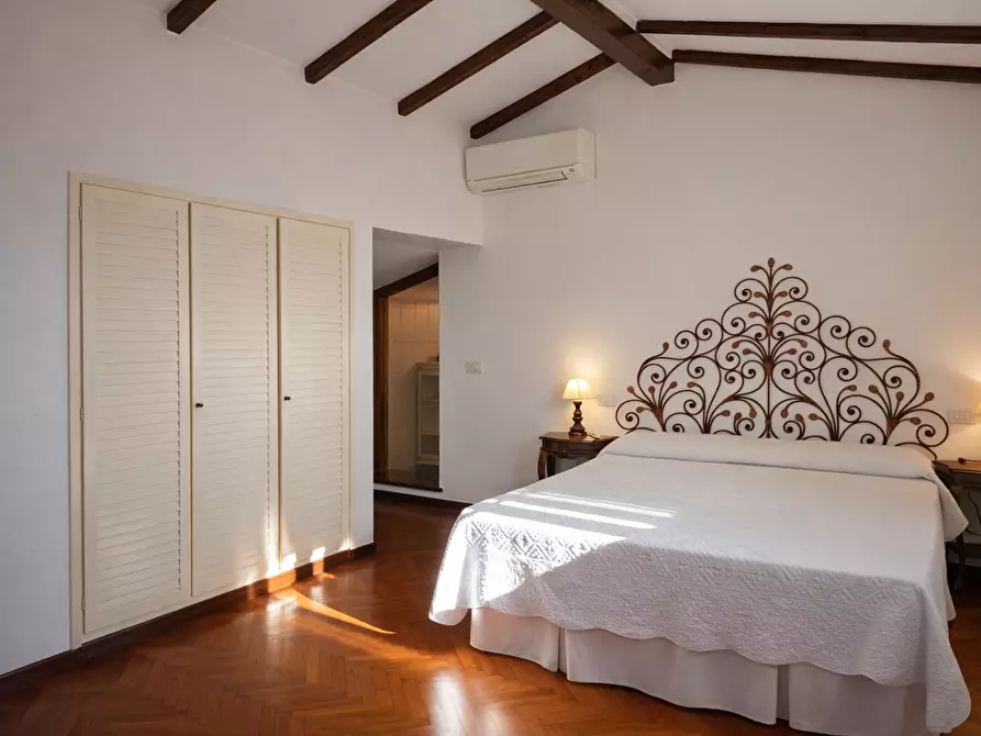 Immagine 11 di Villa in affitto  a Forte Dei Marmi