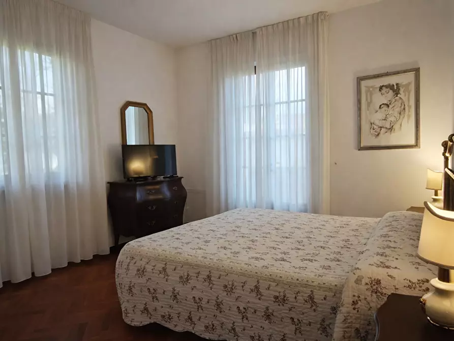Immagine 23 di Villa in affitto  a Forte Dei Marmi