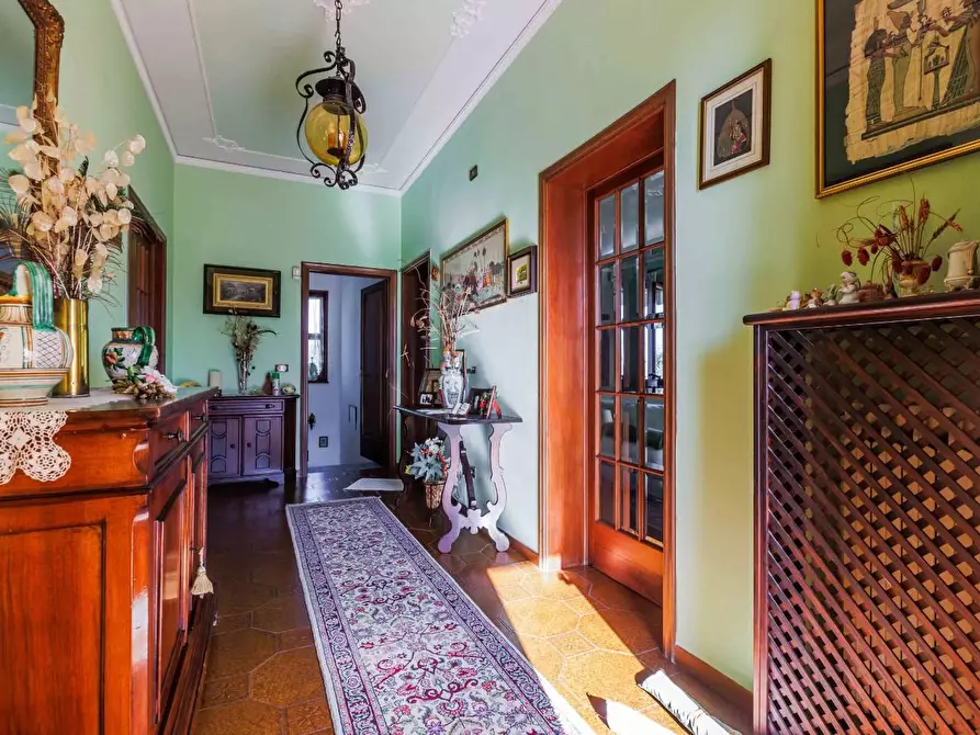 Immagine 4 di Casa indipendente in vendita  a Pescia