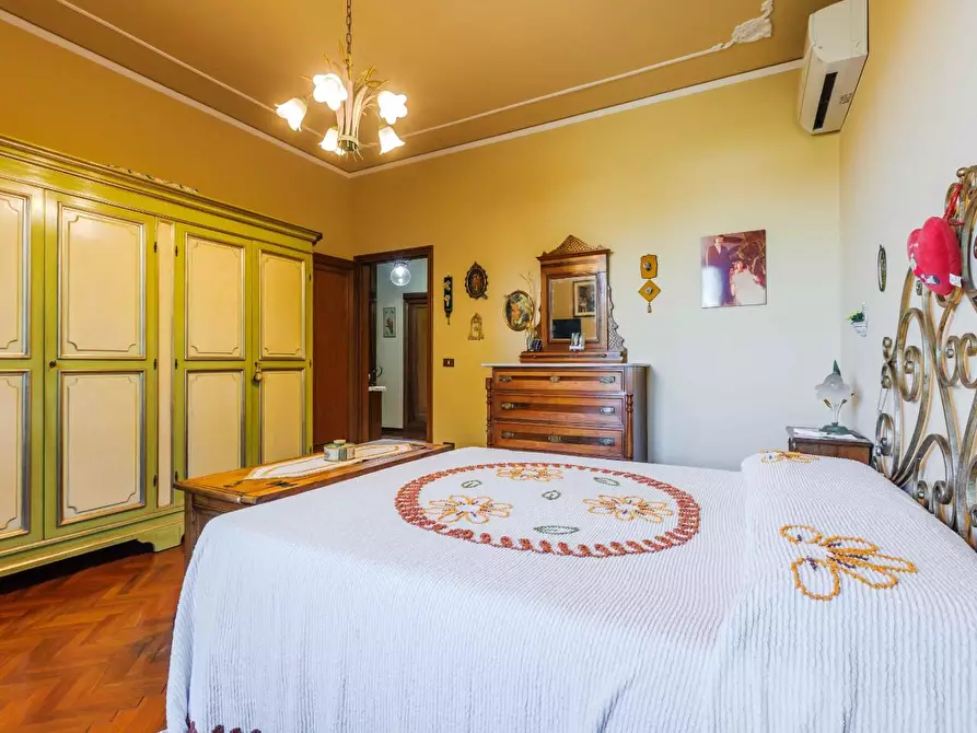 Immagine 17 di Casa indipendente in vendita  a Pescia