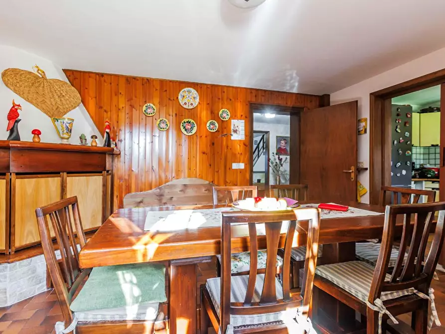 Immagine 22 di Casa indipendente in vendita  a Pescia