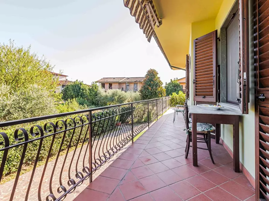 Immagine 35 di Casa indipendente in vendita  a Pescia