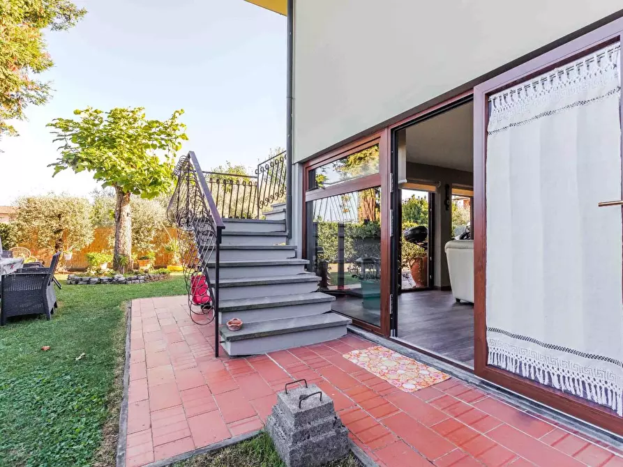 Immagine 34 di Casa indipendente in vendita  a Pescia