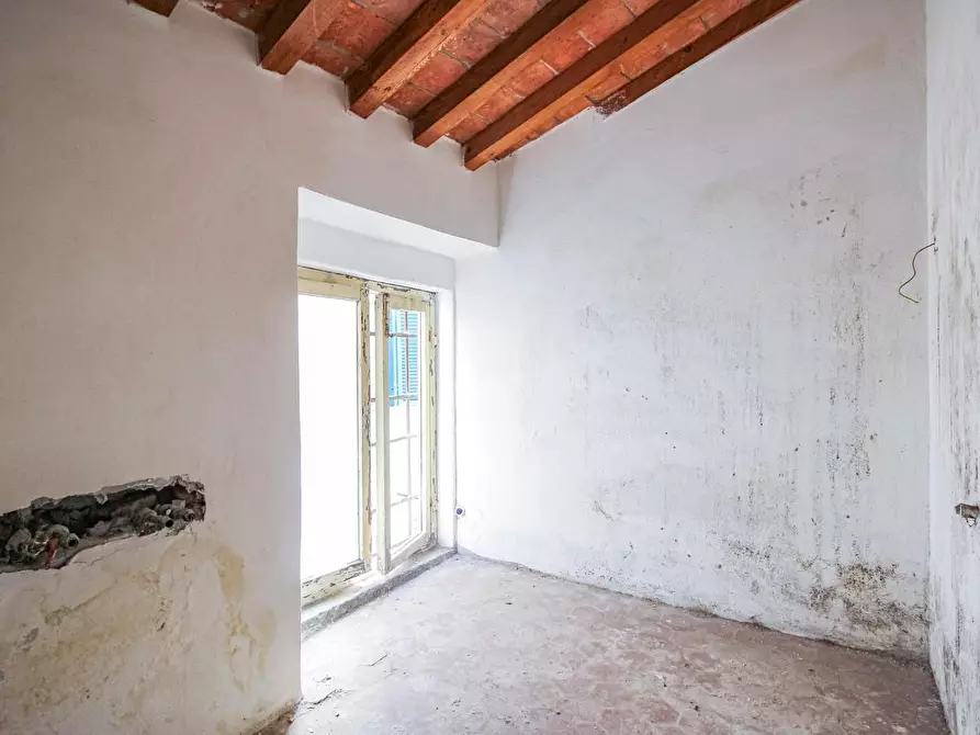 Immagine 40 di Appartamento in vendita  a Pisa