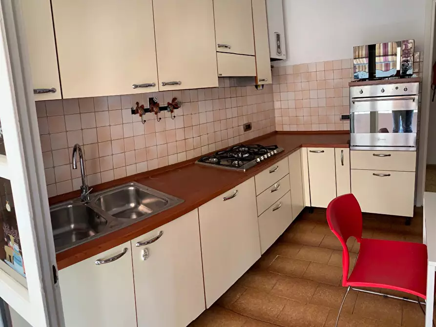 Immagine 1 di Appartamento in affitto  a Pisa