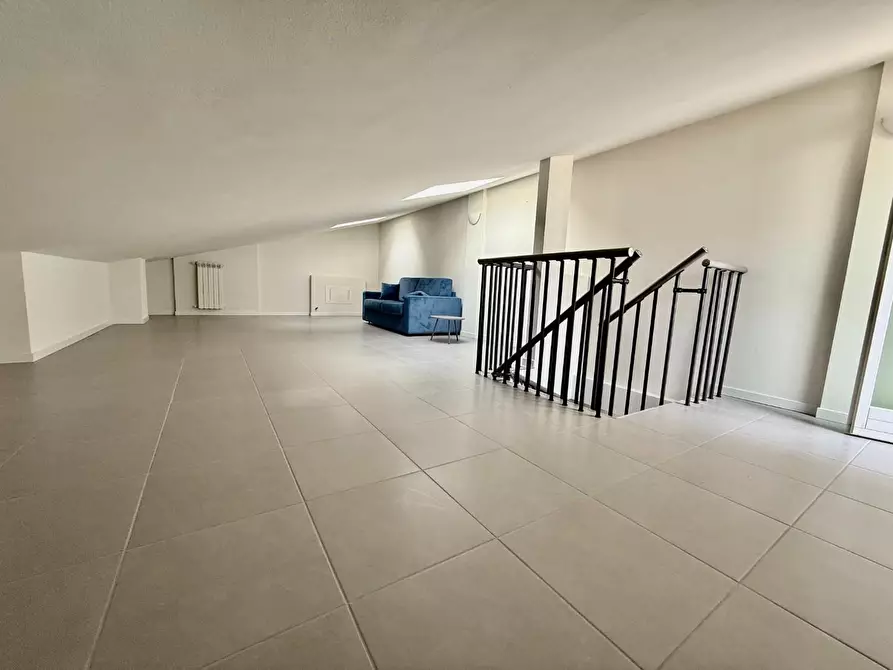 Immagine 11 di Appartamento in vendita  a Pontedera