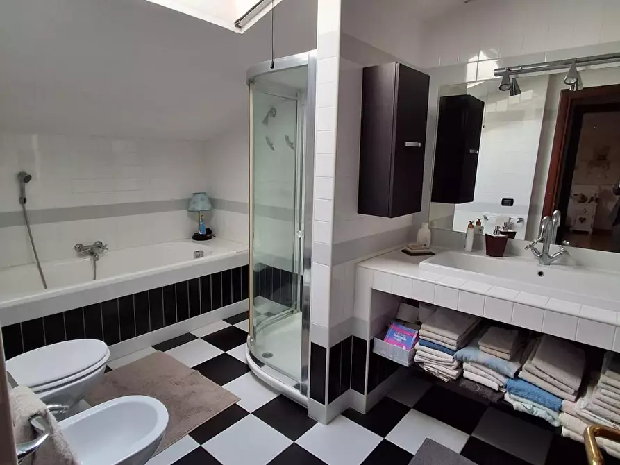 Immagine 17 di Terratetto in vendita  a Livorno