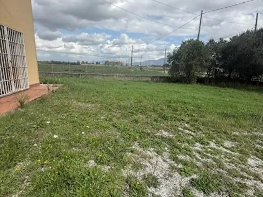 Immagine 1 di Rustico / casale in vendita  a Pisa