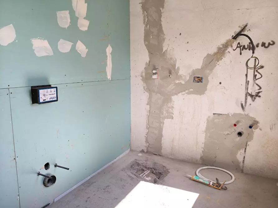 Immagine 9 di Terratetto in vendita  a Capannori