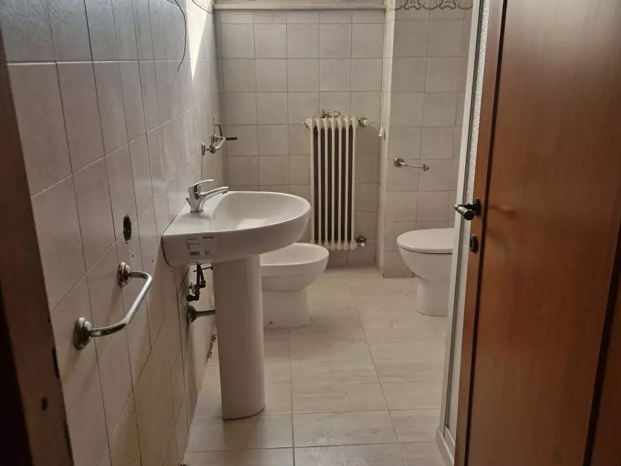 Immagine 27 di Casa indipendente in vendita  a Pisa