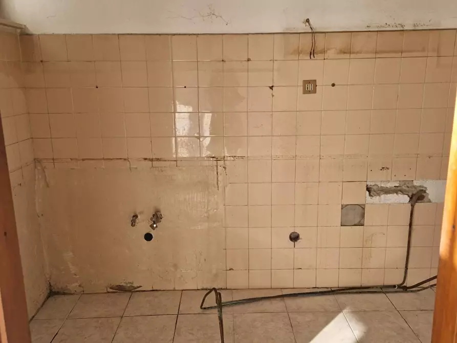 Immagine 40 di Casa indipendente in vendita  a Pisa