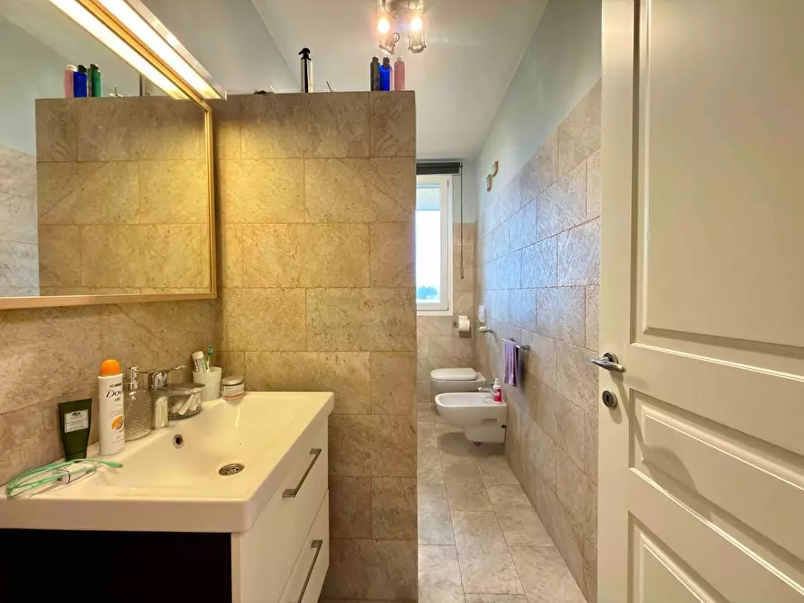 Immagine 21 di Appartamento in vendita  a Capannori