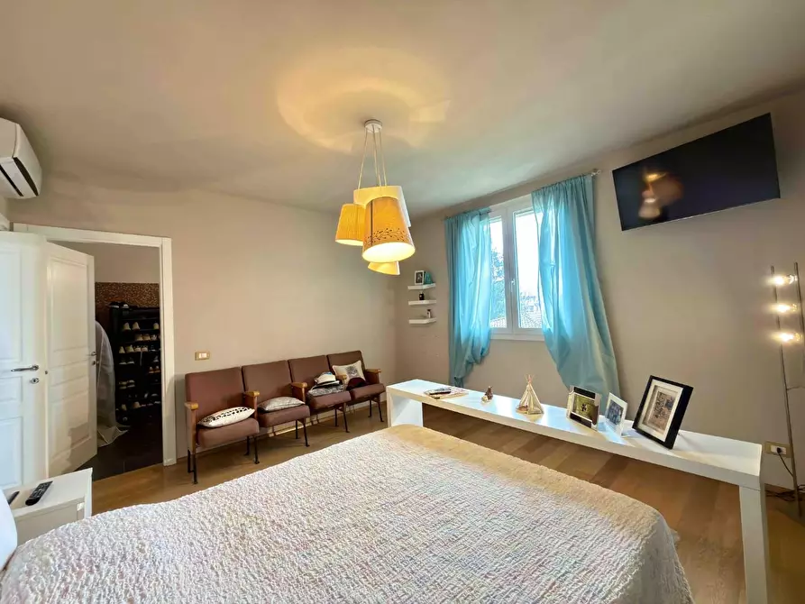 Immagine 14 di Appartamento in vendita  a Capannori