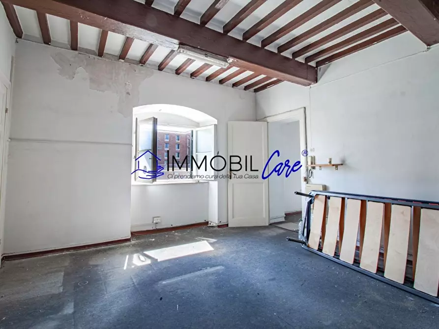 Immagine 4 di Ufficio in vendita  a Livorno