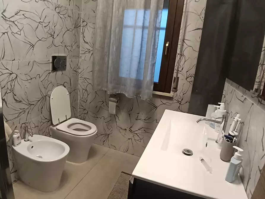 Immagine 9 di Appartamento in vendita  a Cascina