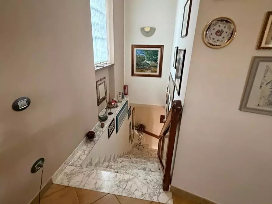 Immagine 23 di Casa trifamiliare in vendita  a Ortonovo