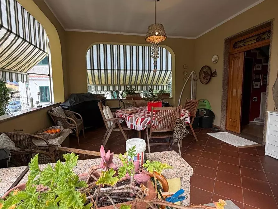 Immagine 3 di Casa trifamiliare in vendita  a Ortonovo