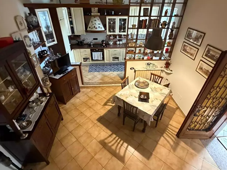 Immagine 4 di Casa trifamiliare in vendita  a Ortonovo