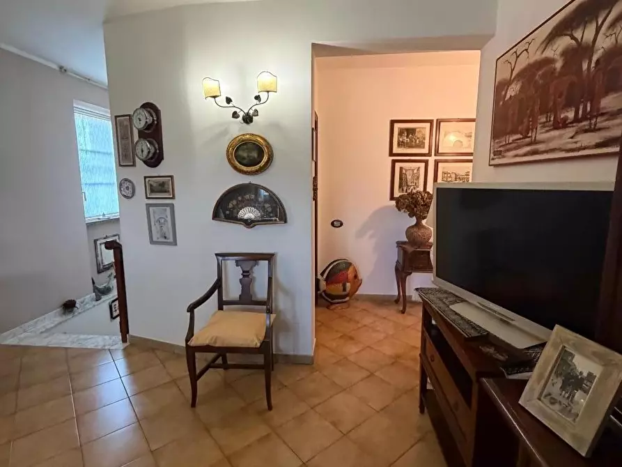 Immagine 13 di Casa trifamiliare in vendita  a Ortonovo