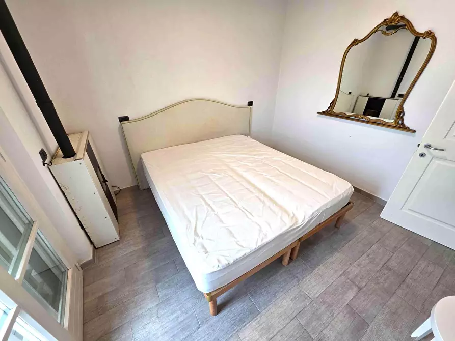 Immagine 11 di Casa bifamiliare in vendita  a Montignoso