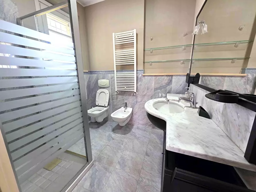 Immagine 13 di Casa bifamiliare in vendita  a Montignoso