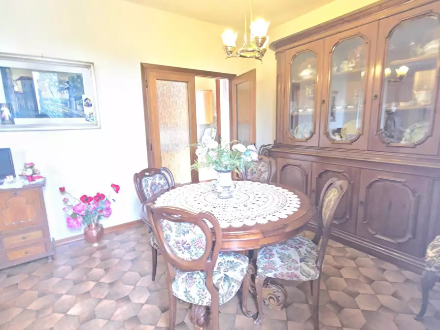 Immagine 11 di Appartamento in vendita  a Cerreto Guidi