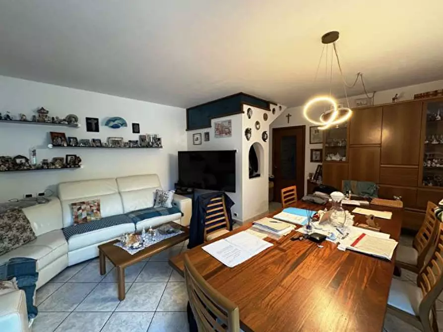 Immagine 6 di Appartamento in vendita  a Cesano Maderno