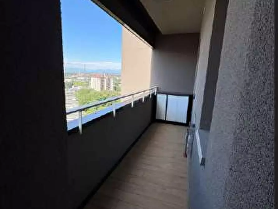 Immagine 17 di Appartamento in vendita  a Cologno Monzese