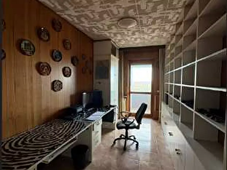 Immagine 16 di Appartamento in vendita  a Cologno Monzese