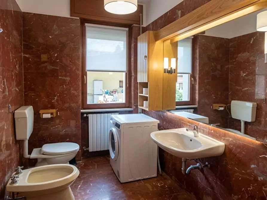 Immagine 24 di Casa bifamiliare in vendita  a Massa