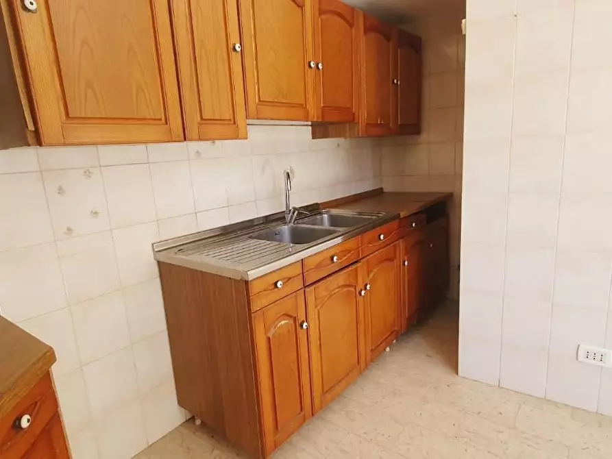 Immagine 12 di Casa bifamiliare in vendita  a Massa