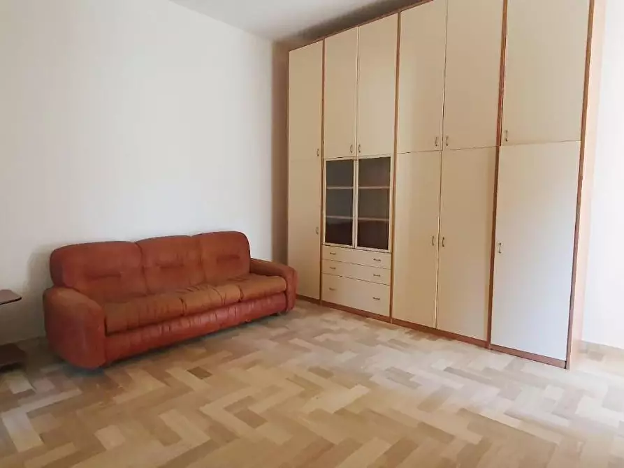 Immagine 7 di Casa bifamiliare in vendita  a Massa