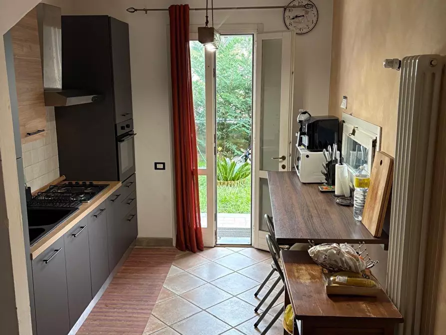 Immagine 3 di Villetta a schiera in affitto  a Massa