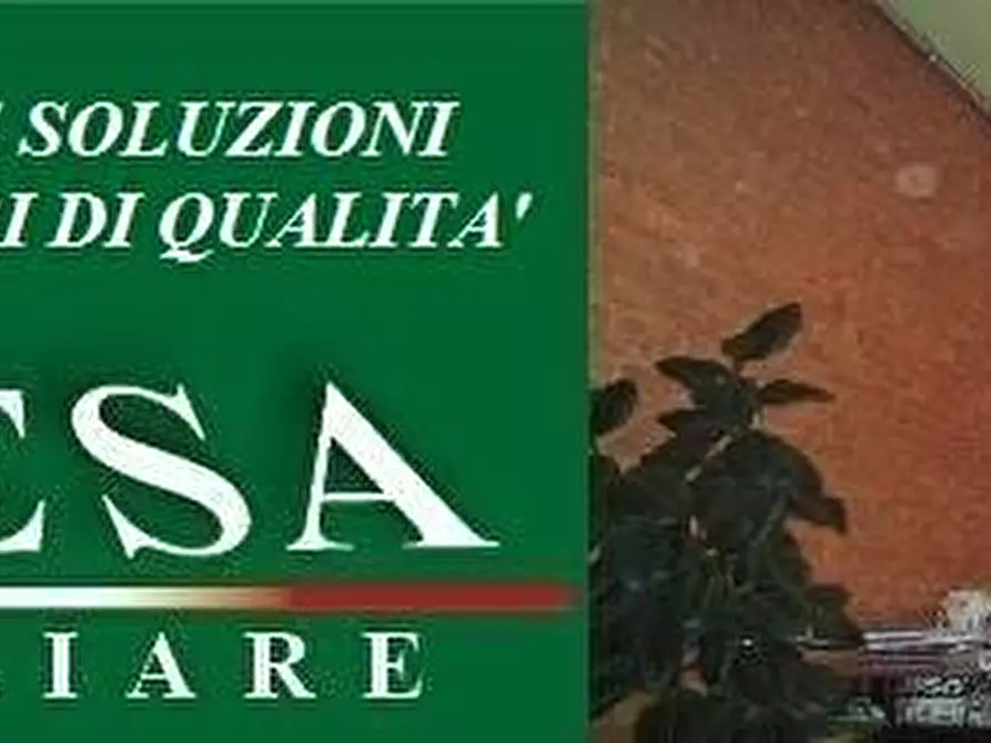 Immagine 11 di Appartamento in vendita  a Pisa