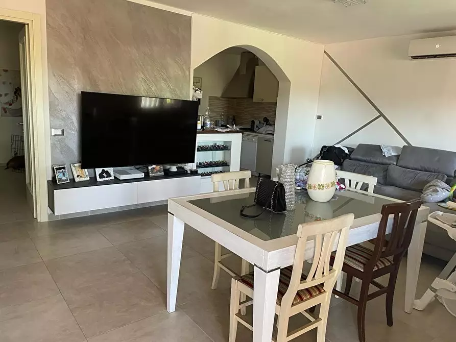 Immagine 2 di Appartamento in vendita  a Massa