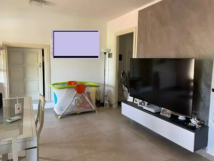 Immagine 17 di Appartamento in vendita  a Massa