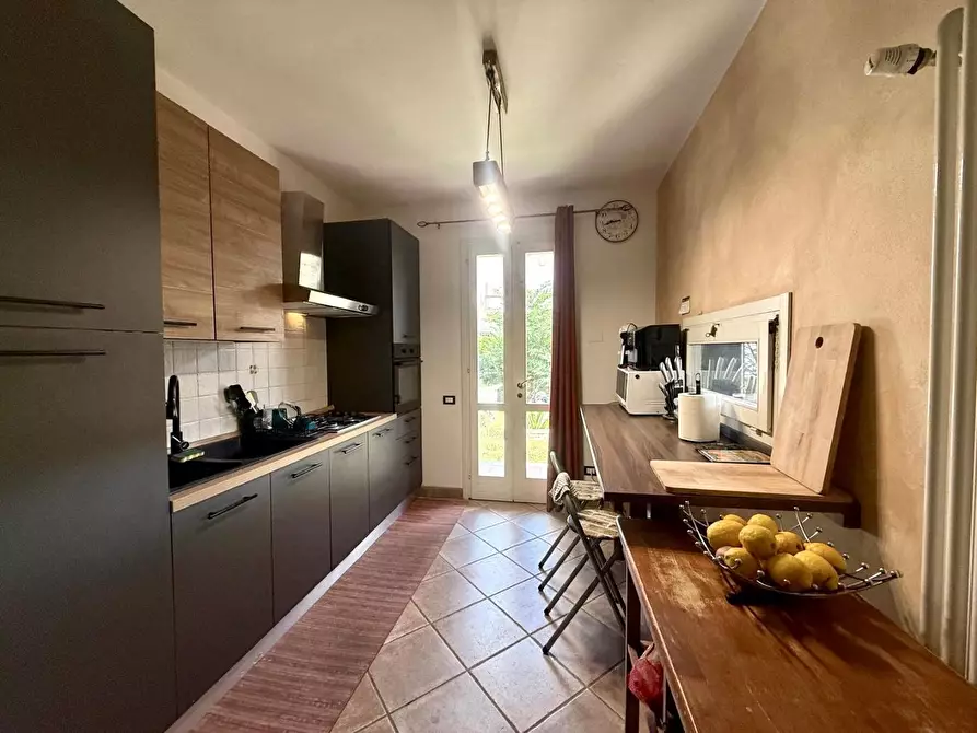 Immagine 6 di Villetta a schiera in vendita  a Massa