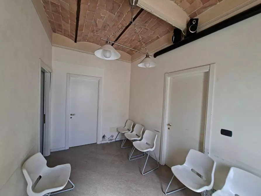 Immagine 2 di Appartamento in vendita  a Peccioli
