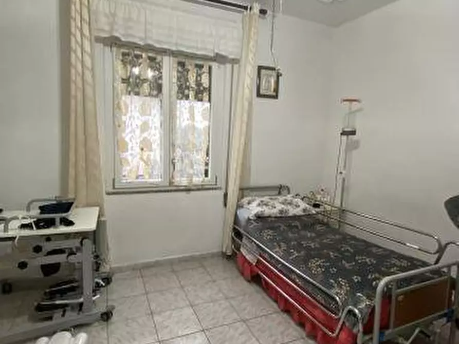 Immagine 2 di Appartamento in vendita  a Castelnuovo Magra