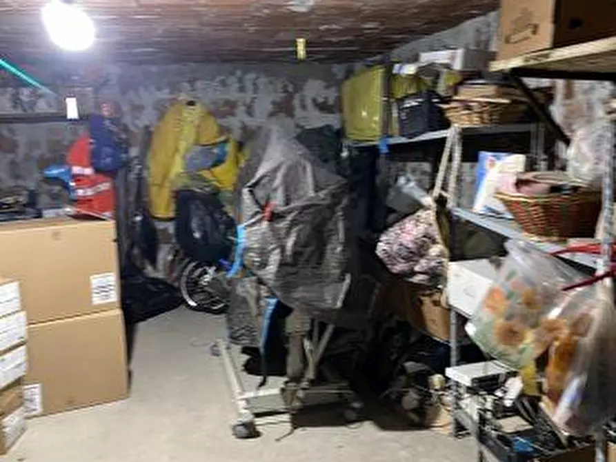 Immagine 13 di Appartamento in vendita  a Castelnuovo Magra